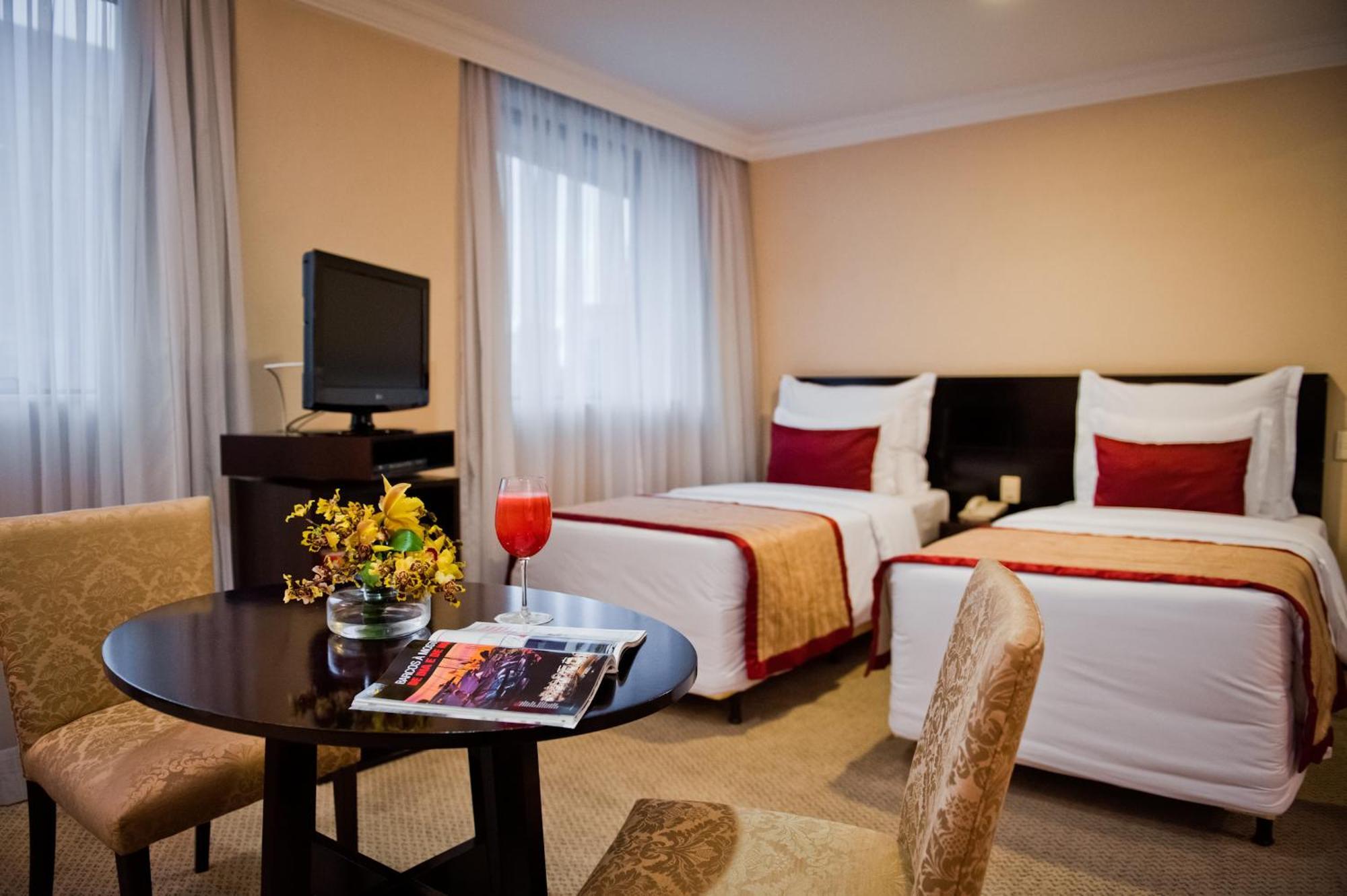Blue Tree Premium Faria Lima — Photos 1